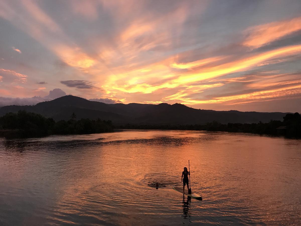 Mad Monkey Hostel Kampot (Adults Only) Exteriör bild