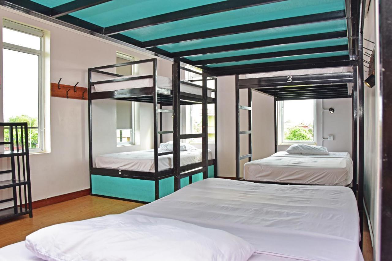 Mad Monkey Hostel Kampot (Adults Only) Exteriör bild