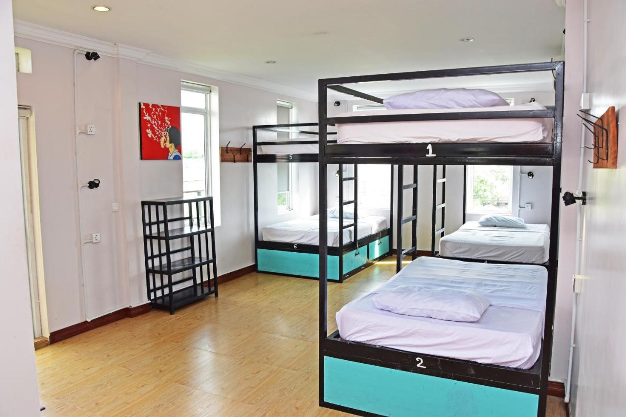 Mad Monkey Hostel Kampot (Adults Only) Exteriör bild