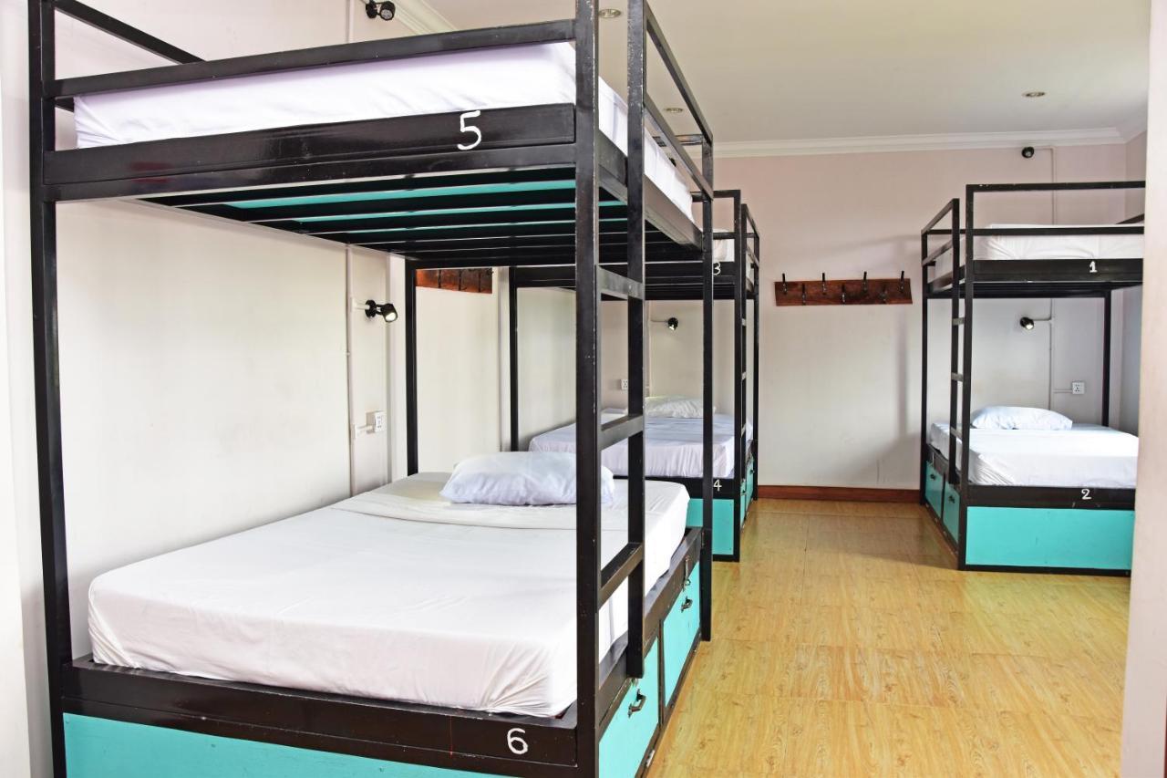 Mad Monkey Hostel Kampot (Adults Only) Exteriör bild