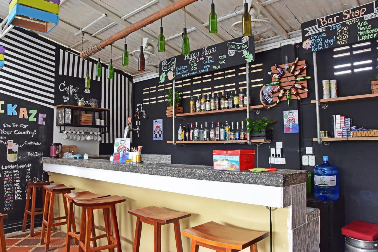 Mad Monkey Hostel Kampot (Adults Only) Exteriör bild