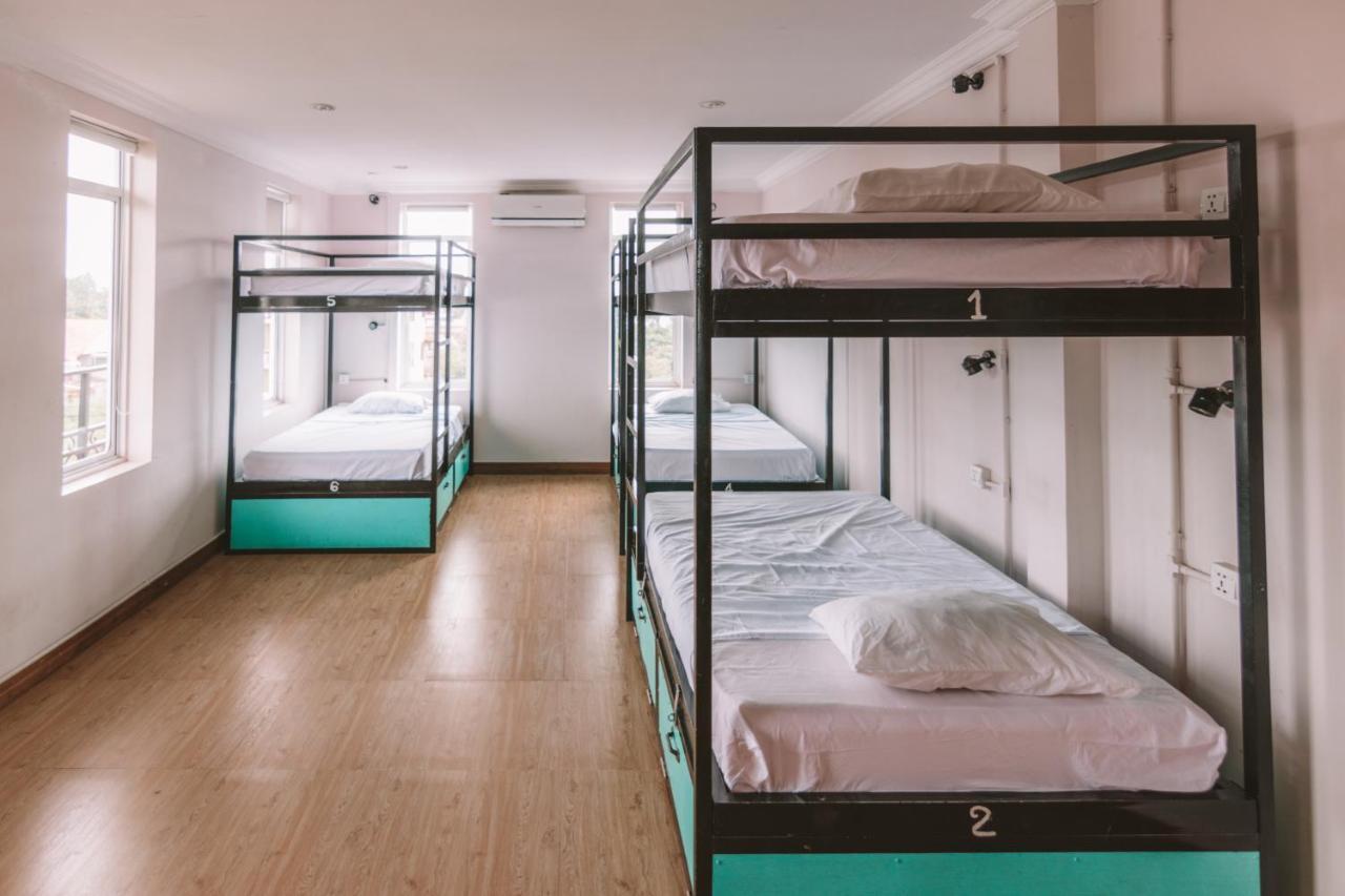 Mad Monkey Hostel Kampot (Adults Only) Exteriör bild