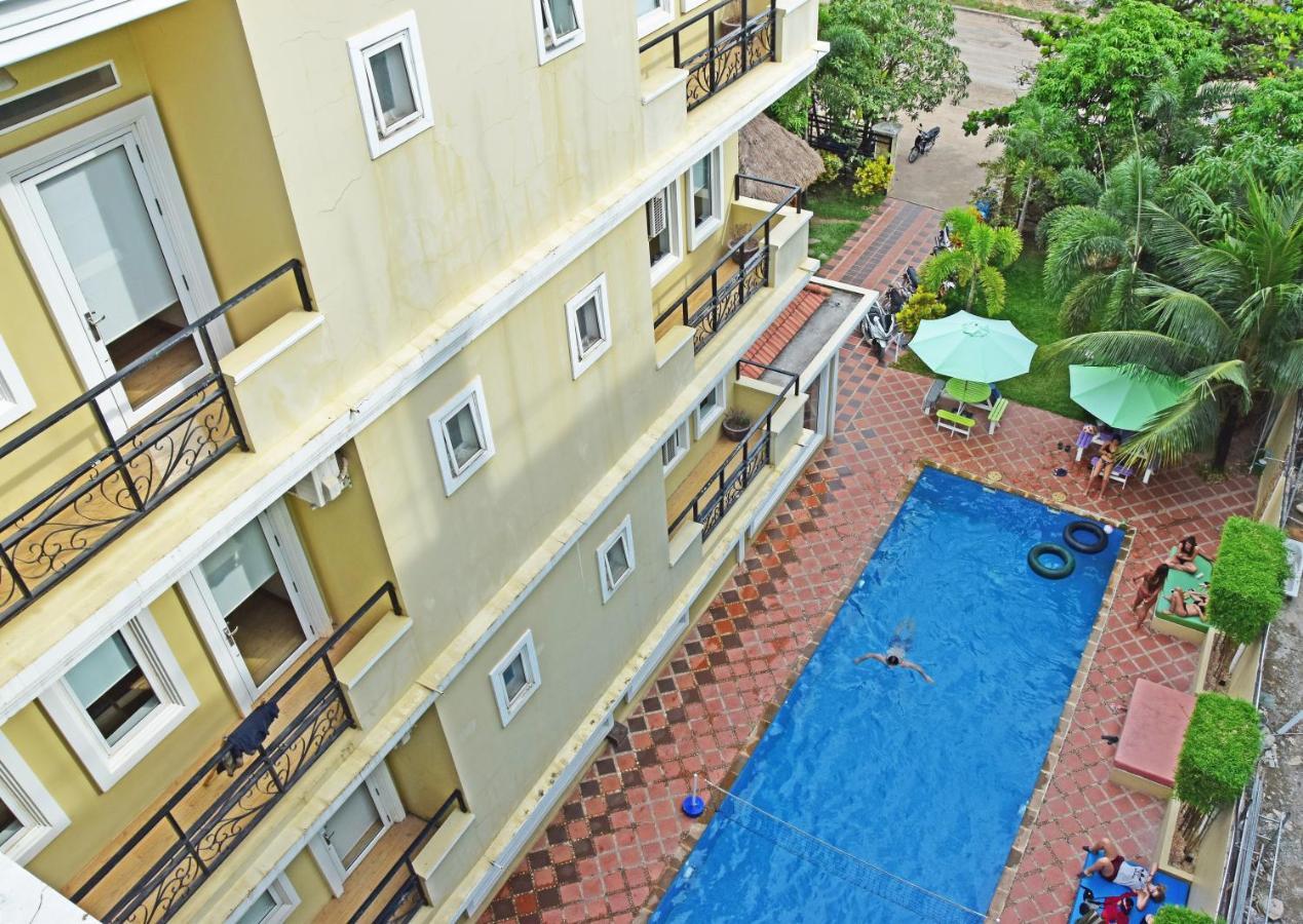 Mad Monkey Hostel Kampot (Adults Only) Exteriör bild